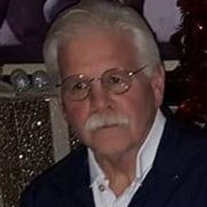 Meet your Posher, Dennis